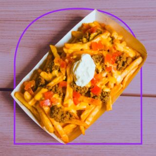 Sry to the rest of y’all, but that dollop of sour cream is the ✨ star ✨ of this show 

#FriesBellGrande